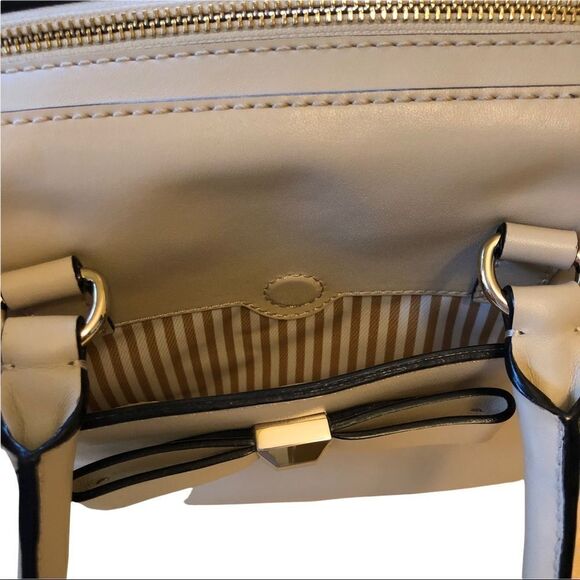 Kate Spade Tiffany Cross Body Purse with Bow EUC - Picture 12 of 13
